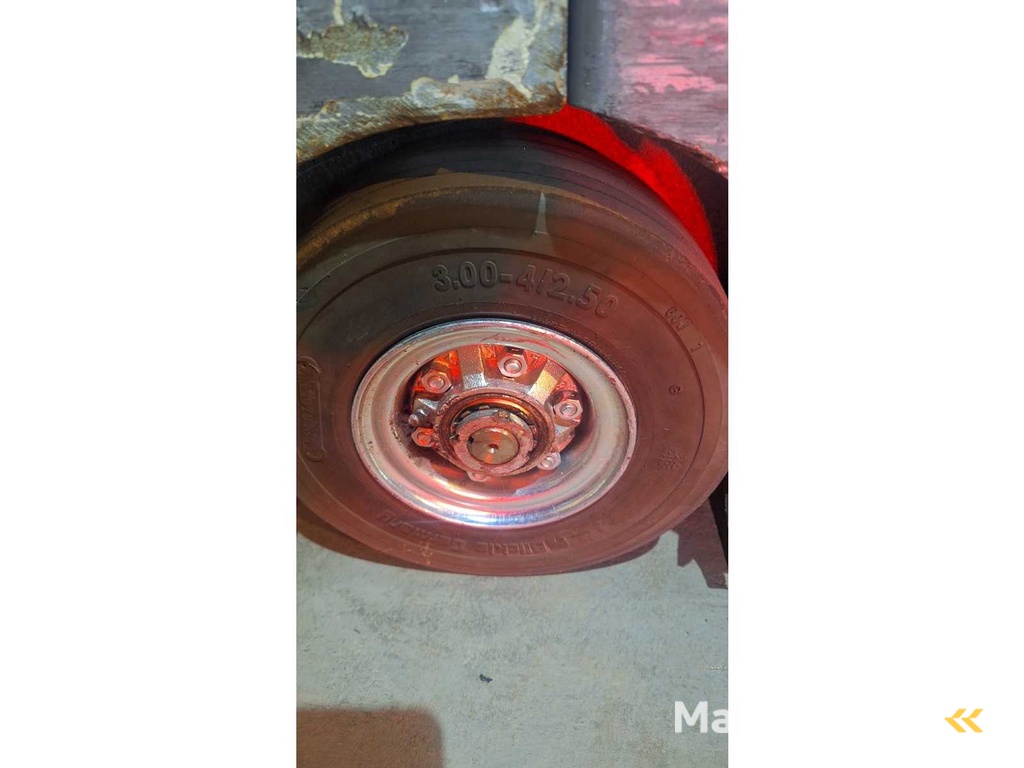 Still - CXT - Industrietraktor - 2016