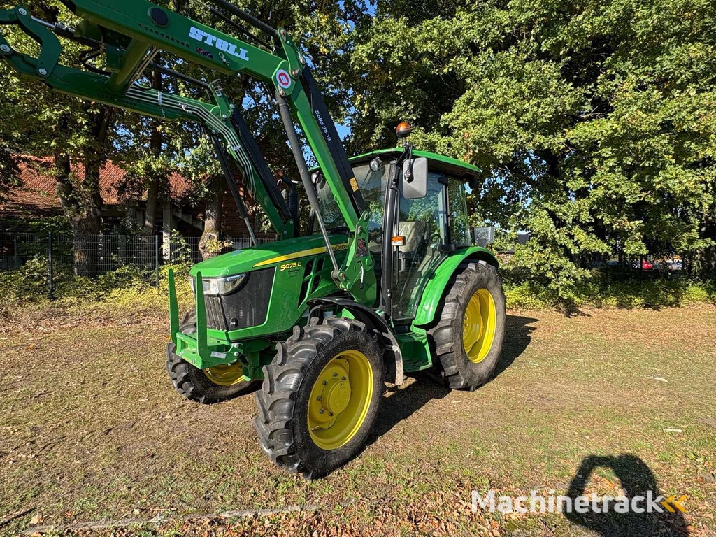 2020 John Deere 5075E met Stoll Voorlader Solid 35-18.1P
