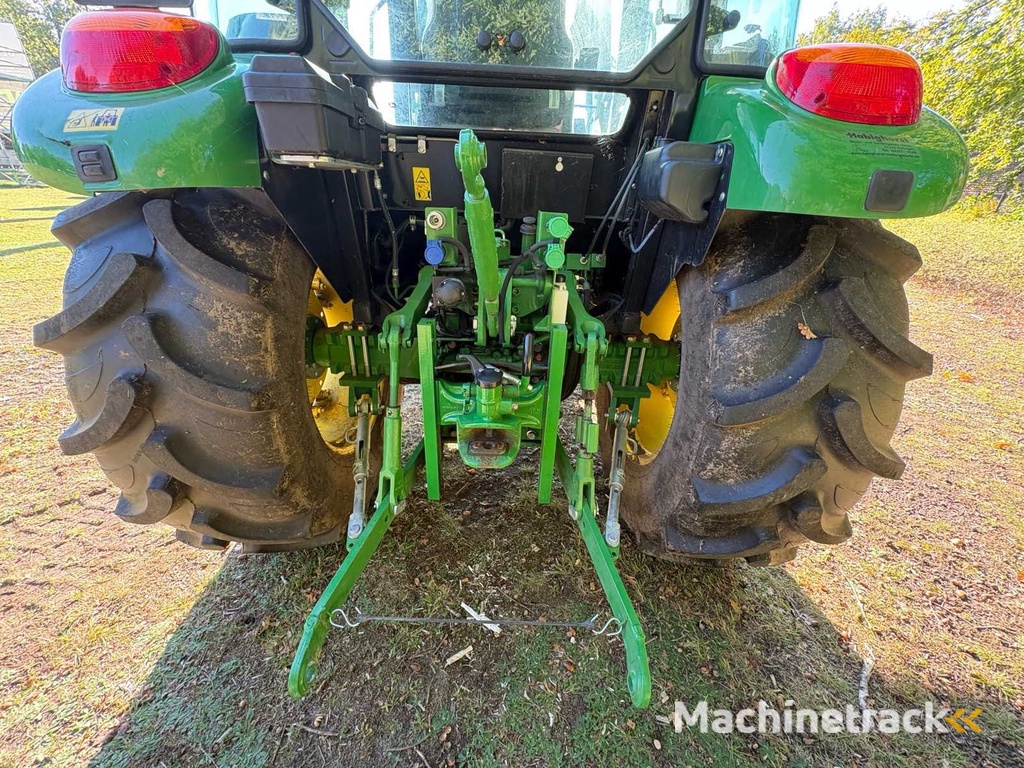 2020 John Deere 5075E met Stoll Voorlader Solid 35-18.1P