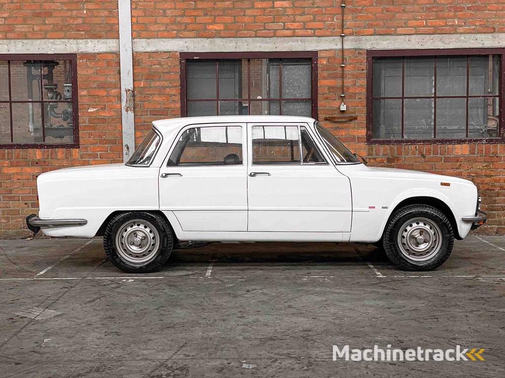 Alfa Romeo Giulia Nuova Super 1600 1.6 1979 (Original-NL + 3. Besitzer), HZ-05-BV