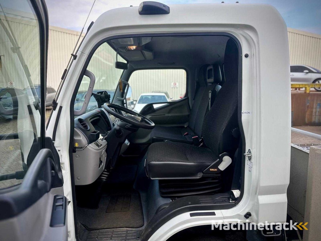 Mitsubishi Carter Fuso oprijwagen. Lier, Automaat, VHR-98-S