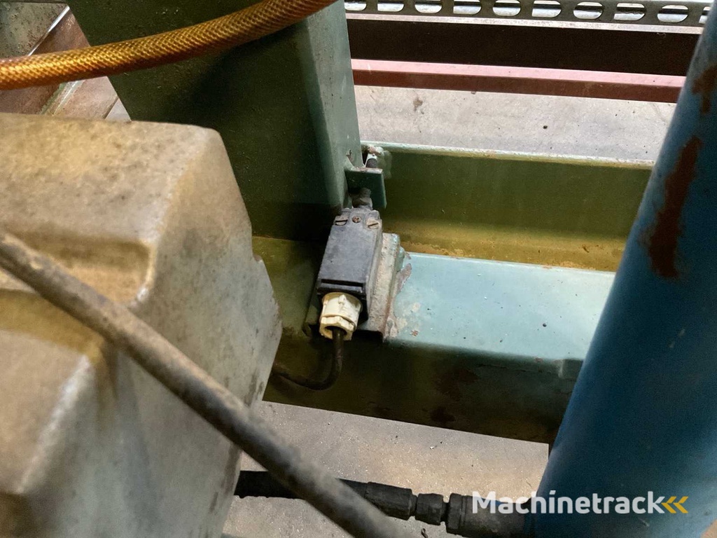 Tibo Blokker Box Turner