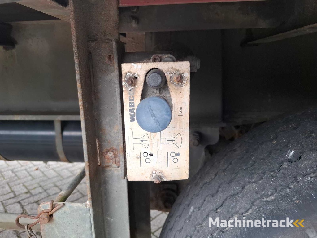 2002 Burg BPO 12-27 SRNXX Oplegger