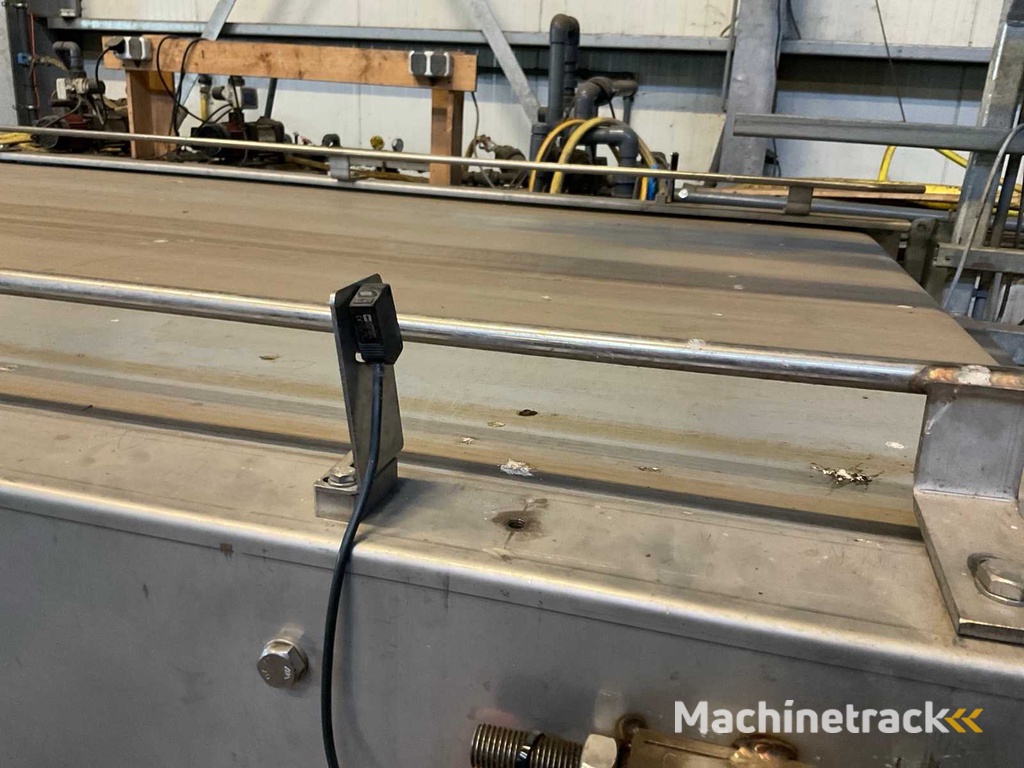 Kooy Waschanlage Transportsystem für Kisten