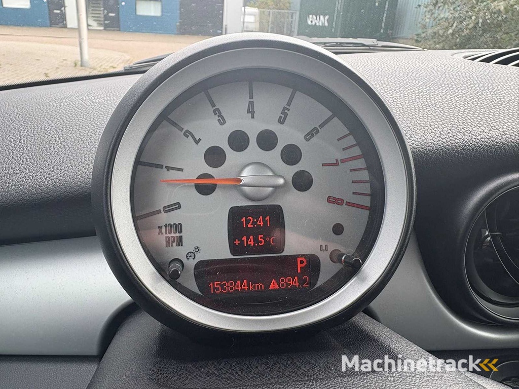 Mini Mini Clubman 1.4 One Anniv. Bus. NAP Klimaautomatik Cruise, 61-JZR-1