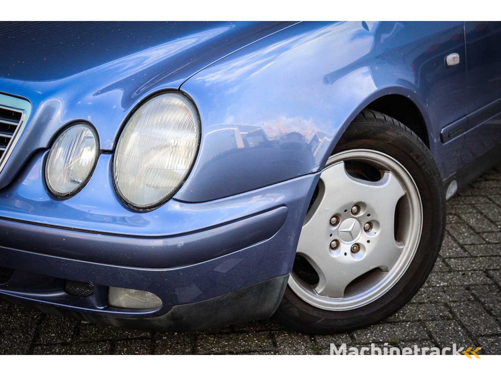 Mercedes-Benz - CLK-Klasse Cabrio - 320 Elegance S-577-GT