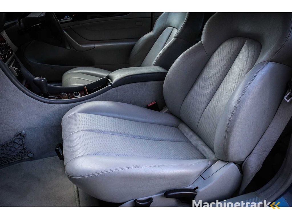 Mercedes-Benz - CLK-Klasse Cabrio - 320 Elegance S-577-GT