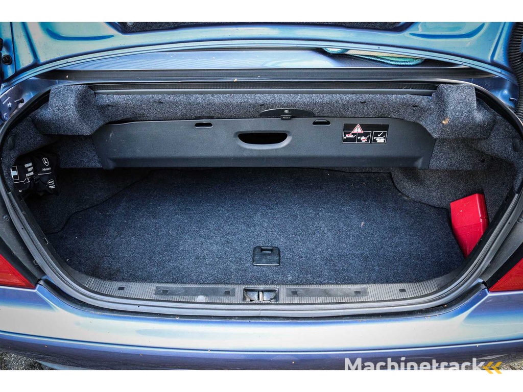 Mercedes-Benz - CLK-Klasse Cabrio - 320 Elegance S-577-GT