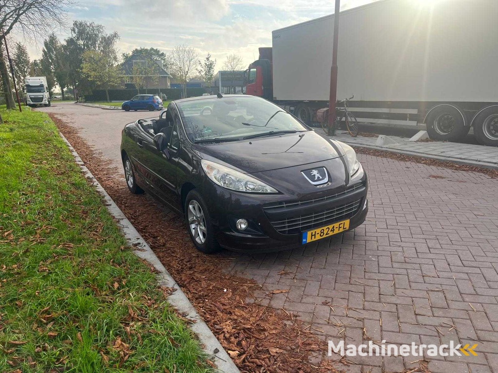 Peugeot 207 CC 1.6 VTi, H-824-FL