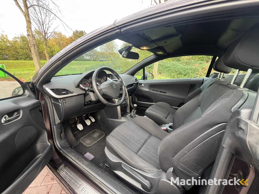 Peugeot 207 CC 1.6 VTi, H-824-FL