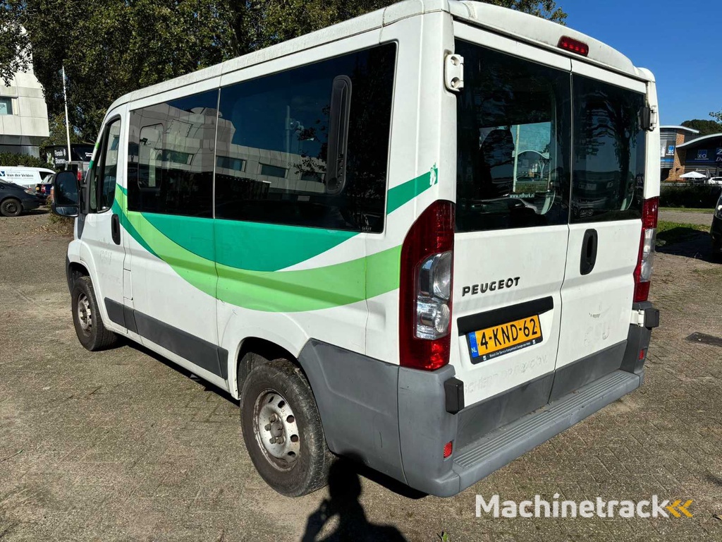 Peugeot Boxer 330 2.2 HDI L1H1 Premium; 4KND62