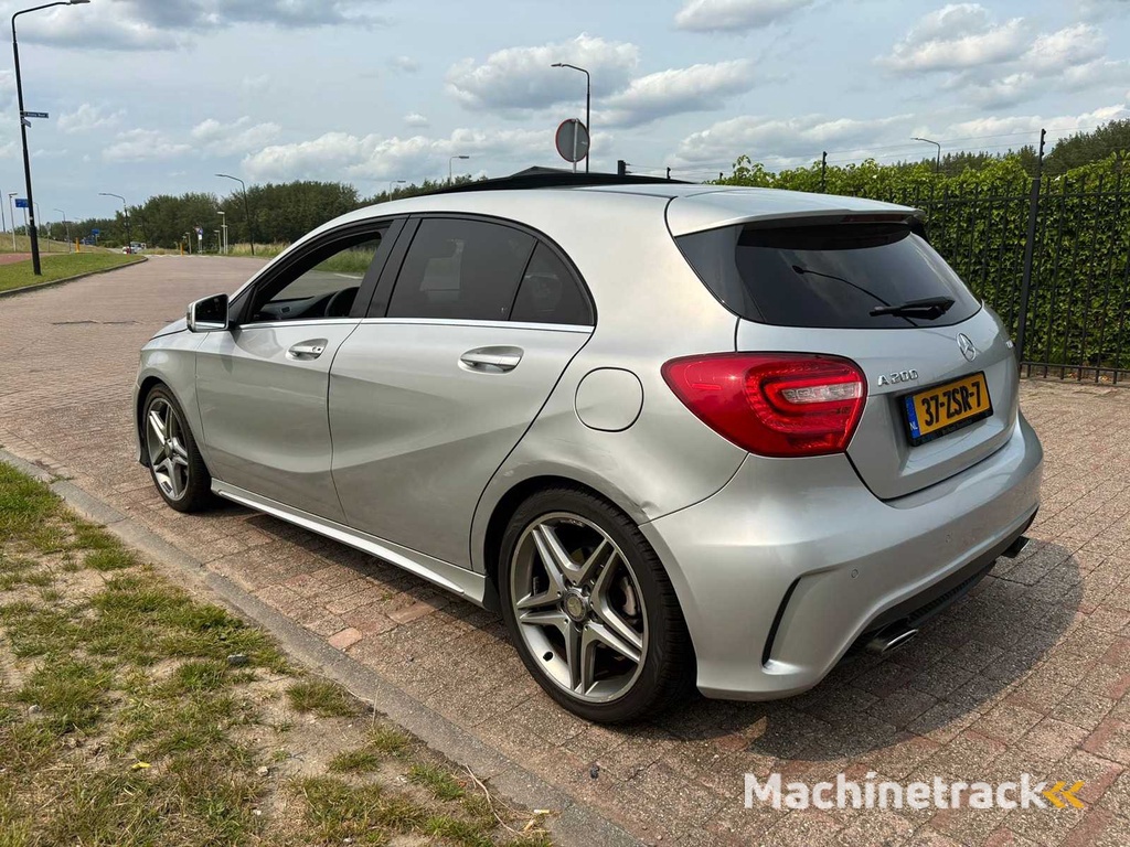 Mercedes-Benz A-klasse 200 CDI Ambition 2013 | 37-ZSR-7 i