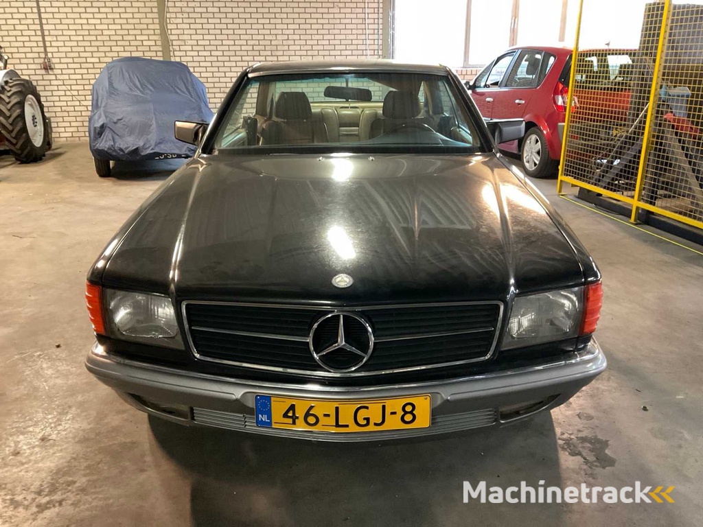 Mercedes-Benz S-Klasse 380 SEC Oldtimer aus dem Baujahr 1985