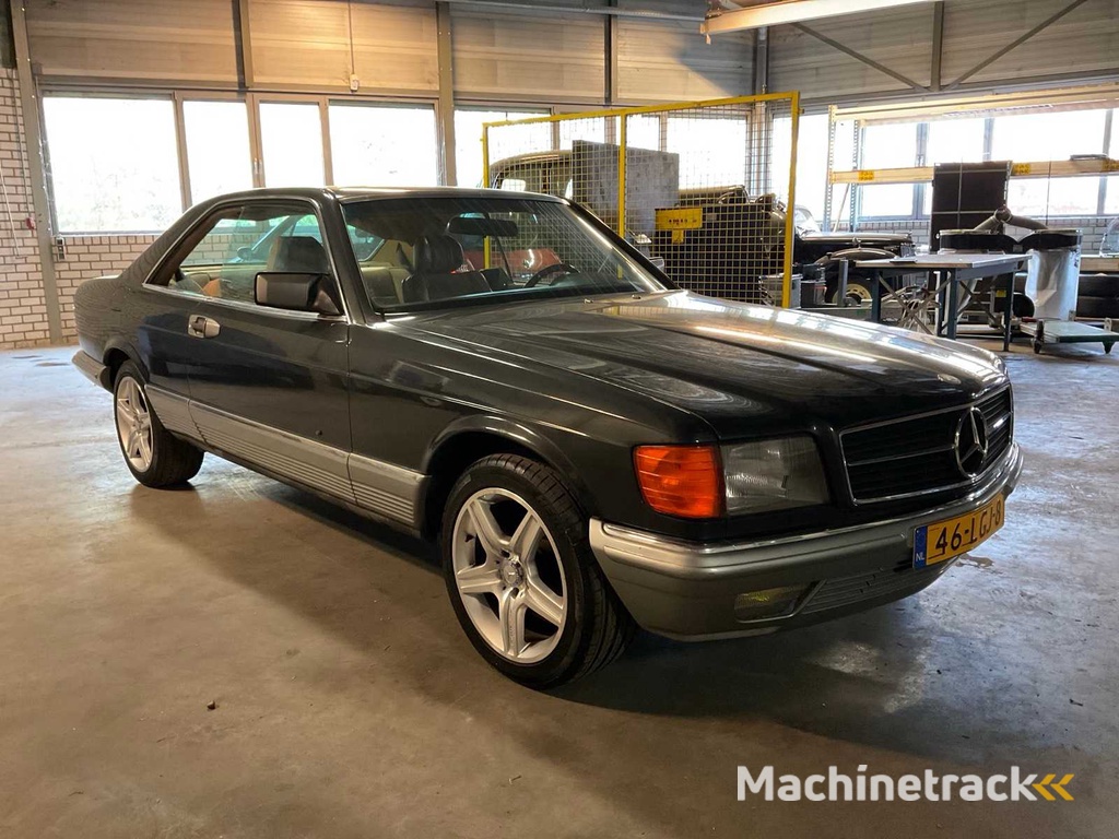 Mercedes-Benz S-Klasse 380 SEC Oldtimer aus dem Baujahr 1985