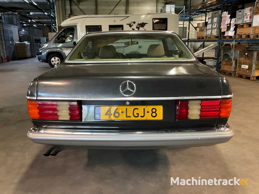 Mercedes-Benz S-Klasse 380 SEC Oldtimer aus dem Baujahr 1985