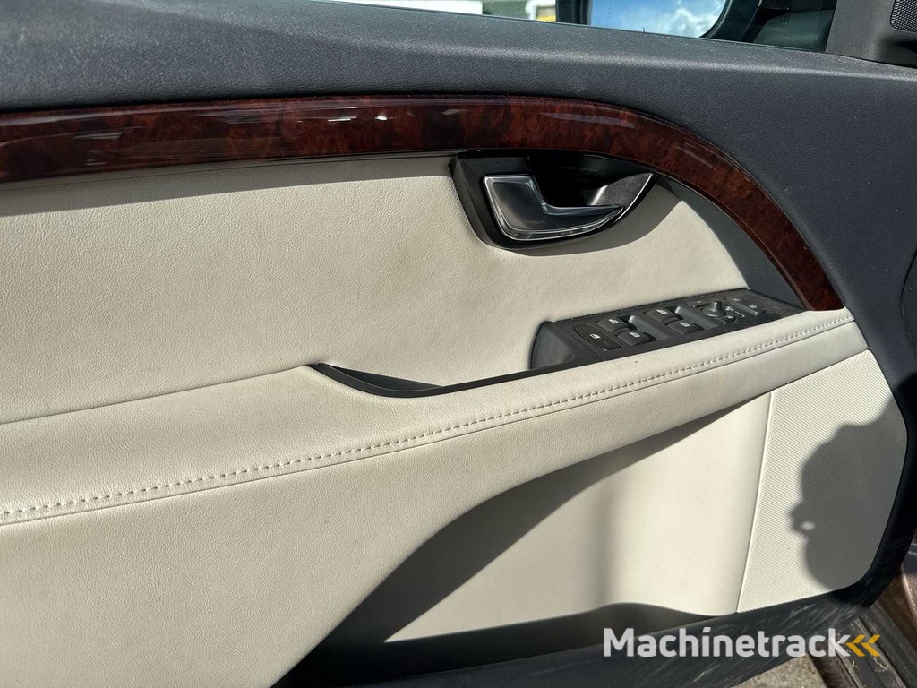 Volvo XC70 2.0 D4 FWD Nordic+ 2014 | 6-XJR-85