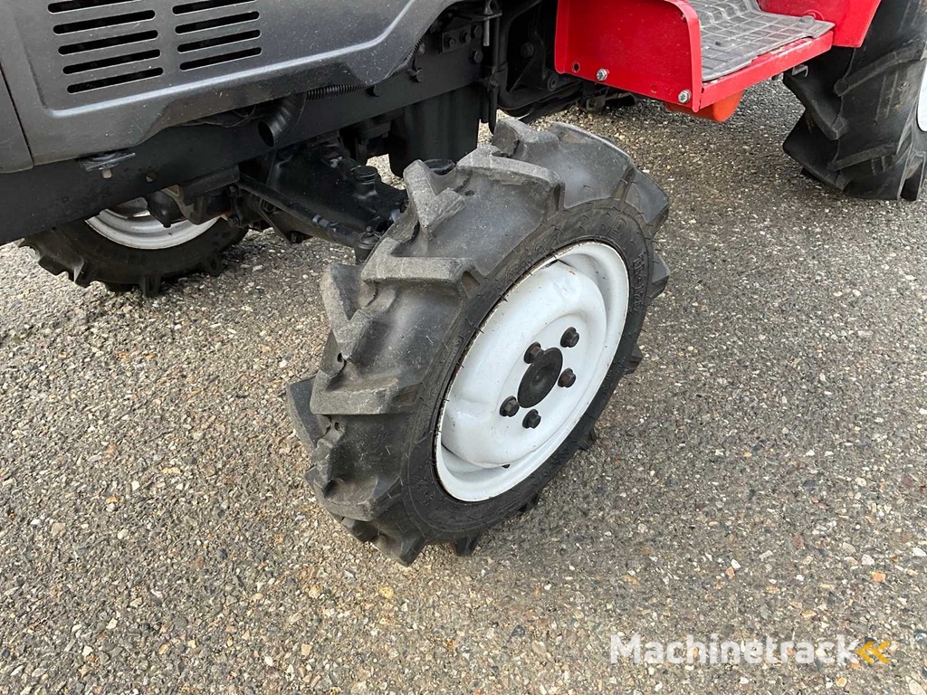 Mitsubishi MT160 4WD Minitraktor