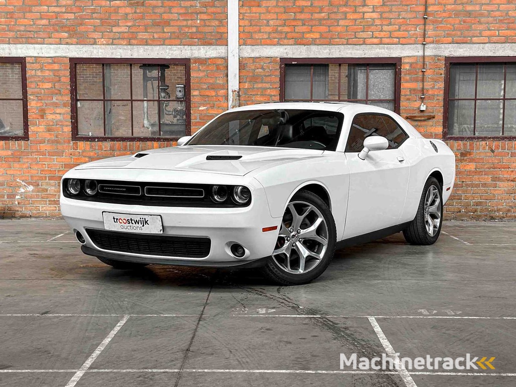 Dodge Challenger SXT PLUS 3.6 V6 305PS 2015