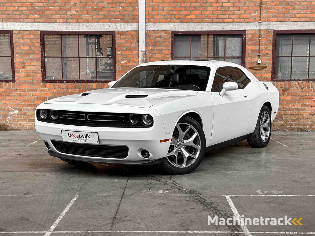 Dodge Challenger SXT PLUS 3.6 V6 305PS 2015