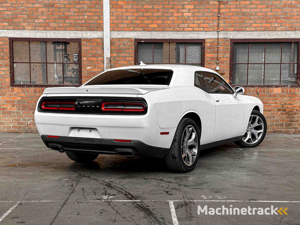 Dodge Challenger SXT PLUS 3.6 V6 305PS 2015