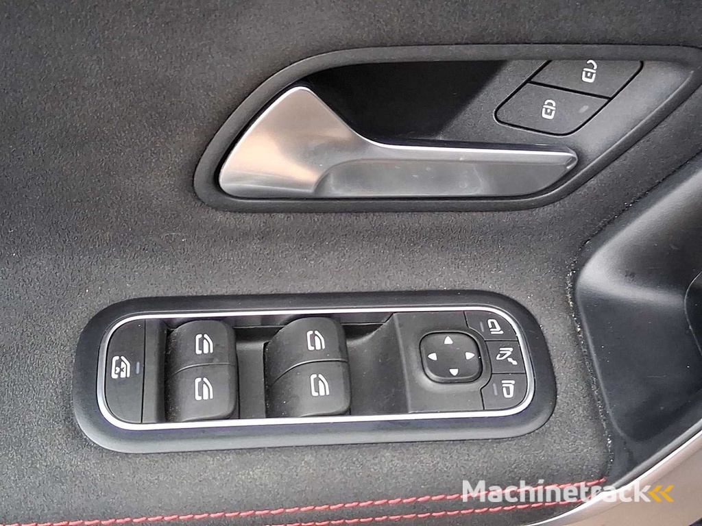 Mercedes-Benz A-klasse 160 Business Sol AMG 2020 | H-504-KH