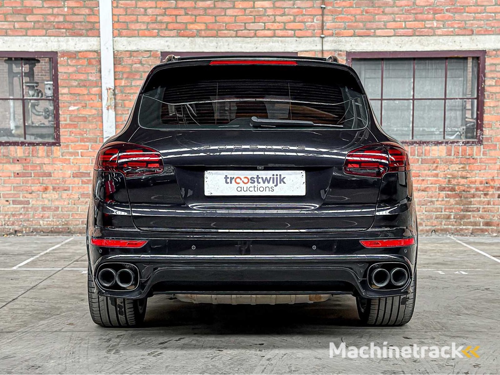 Porsche Cayenne S E-Hybrid 3.0 V6 416pk 2015, HB-194-D