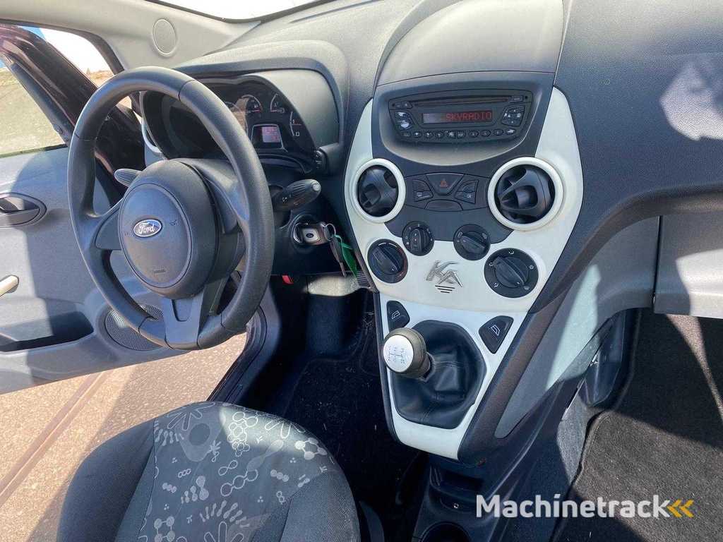 Ford Ka 1.2 Cool&amp Sound 87-LVB-9