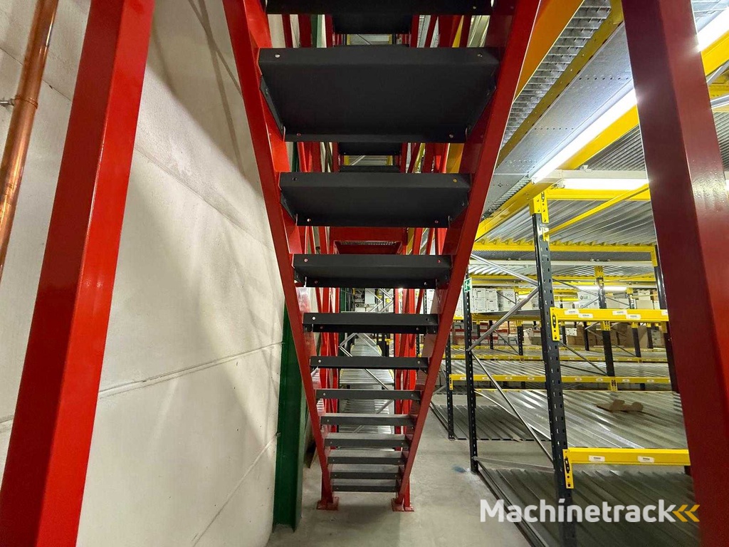 Podesttreppe 2,80m hoch