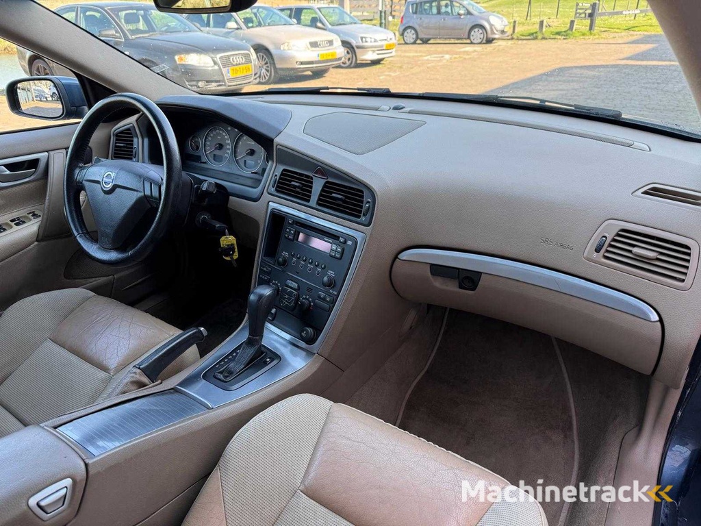 Volvo S60 2.4 Kinetic Automaat  57-RF-NG