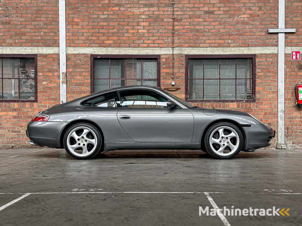 Porsche 911 996 Carrera Coupe 3.4 Handgeschakeld 300pk 2000 -Youngtimer-