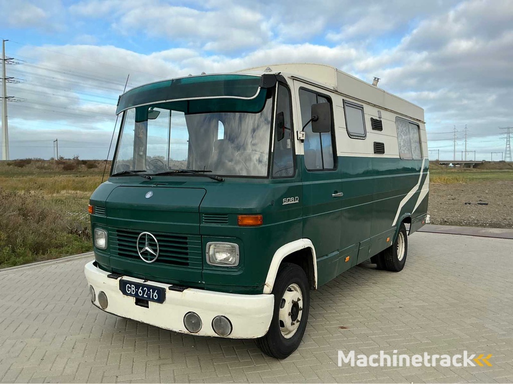 1974 Mercedes-Benz L608D Camper