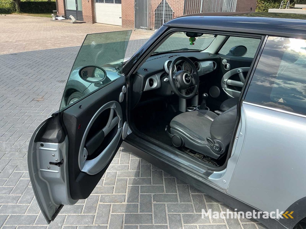 2002 Mini 1.6 Cooper Pepper Personenauto