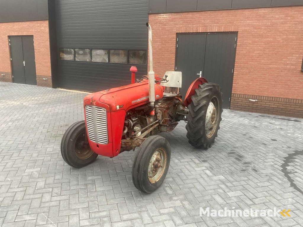 1962 Massey Ferguson 35 X Oldtimer tractor
