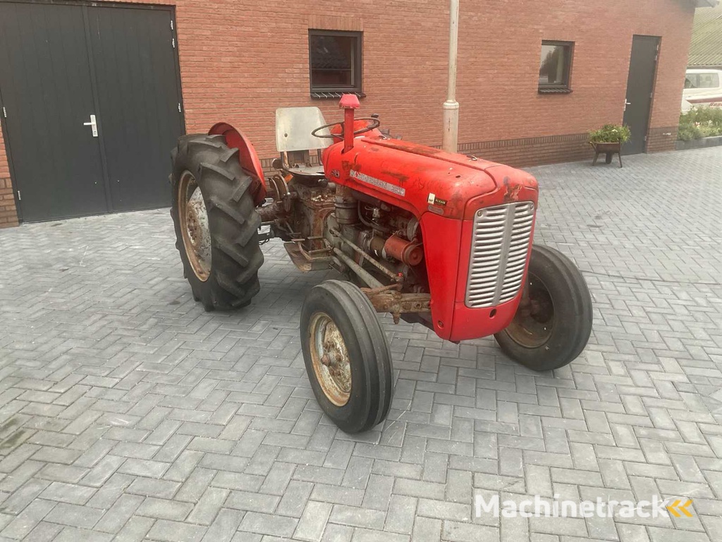 1962 Massey Ferguson 35 X Oldtimer tractor