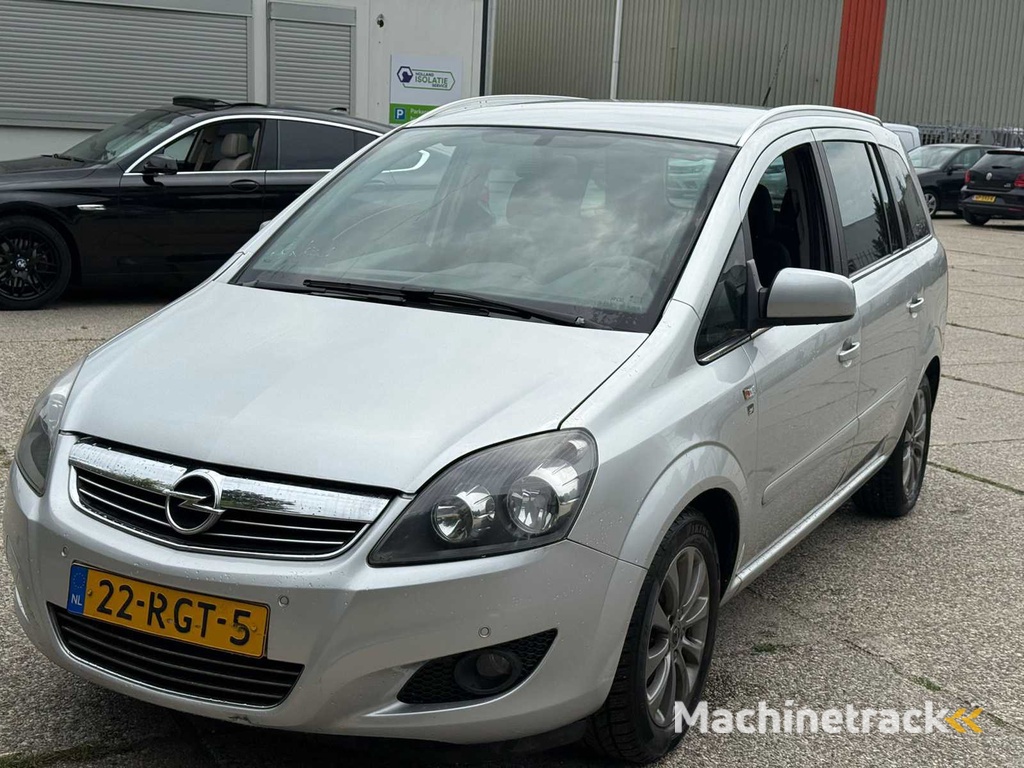 Opel Zafira 1.8 111 years Edition, 22-RGT-5