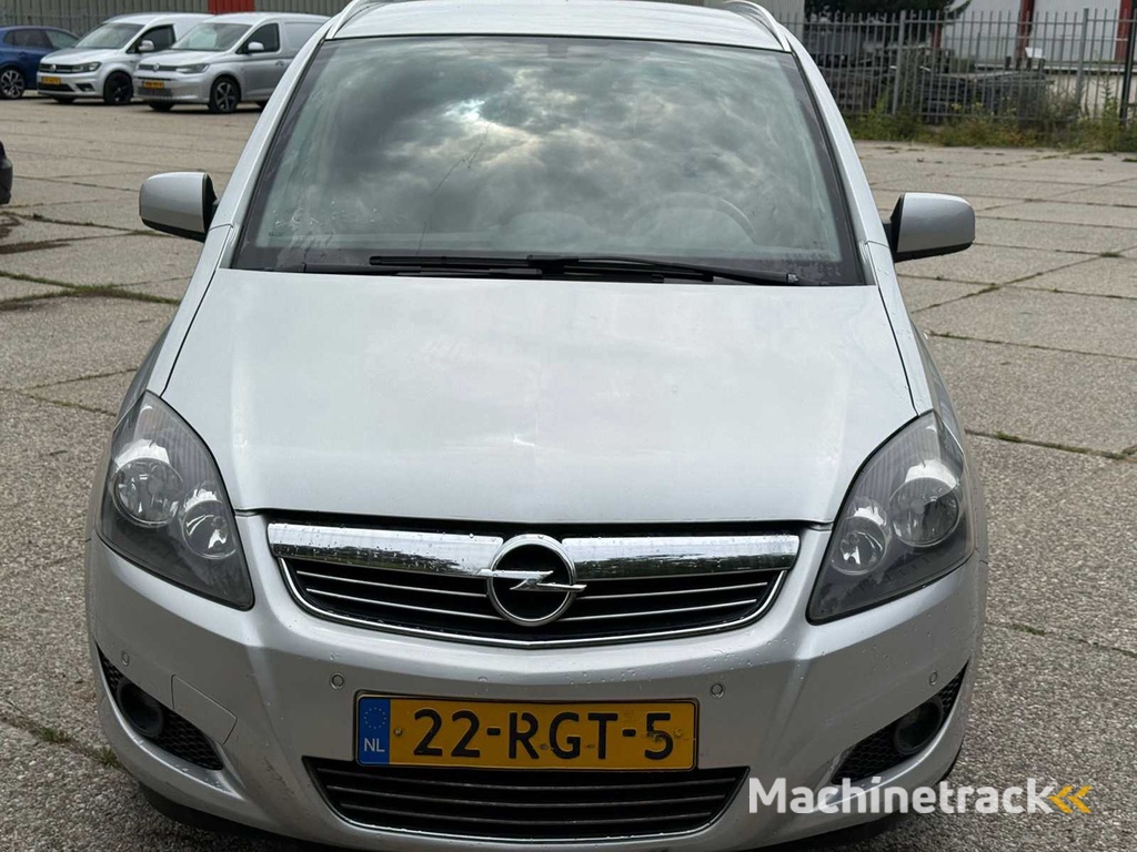 Opel Zafira 1.8 111 years Edition, 22-RGT-5