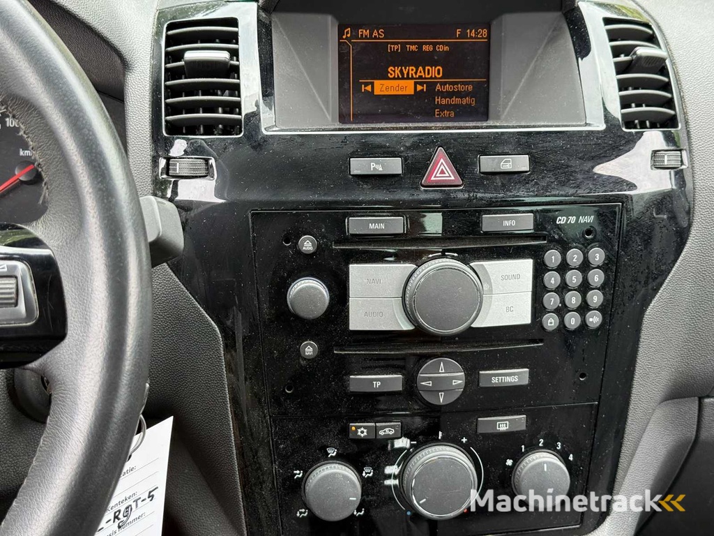 Opel Zafira 1.8 111 years Edition, 22-RGT-5