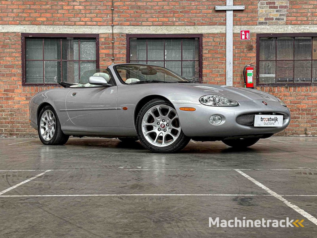 Jaguar XKR 4.0 V8 Convertible  363pk 2001 (LPG) , N-457-KK Youngtimer