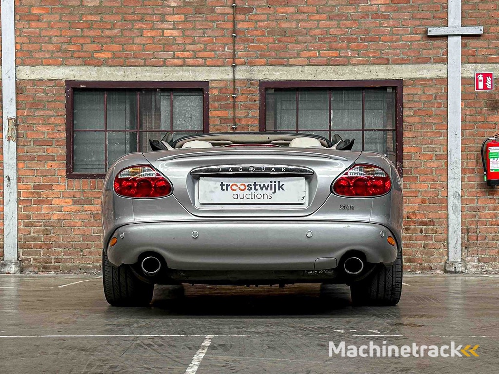 Jaguar XKR 4.0 V8 Convertible  363pk 2001 (LPG) , N-457-KK Youngtimer