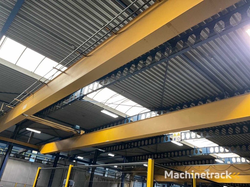 Rolbrug/bovenloophalkraan DEMAG-JAMACH 2x 2,5 ton