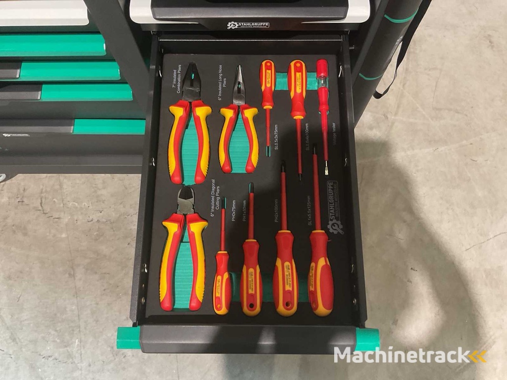 Stahlgruppe 13 laden met 294 pcs SG23 / NL181477240426 Werkbank