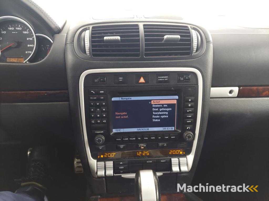 Porsche Cayenne 4.5 S , 04-PF-ZT