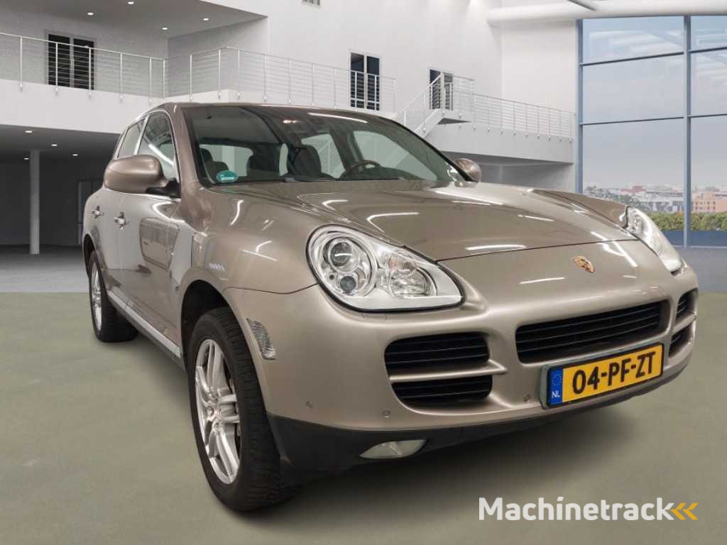 Porsche Cayenne 4.5 S , 04-PF-ZT