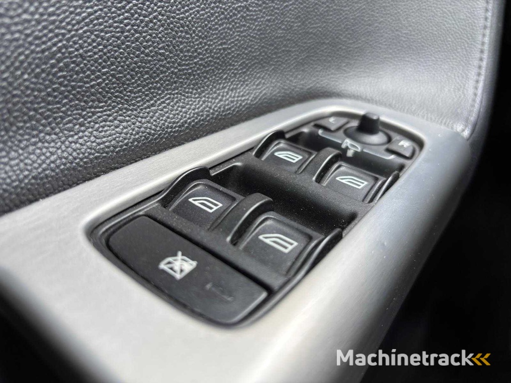 Volvo V50 1.8 Momentum, 54-GTJ-6