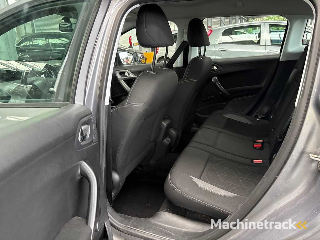 Peugeot 2008 1.2 PureT. Blauer Löwe , ; KP-027-X