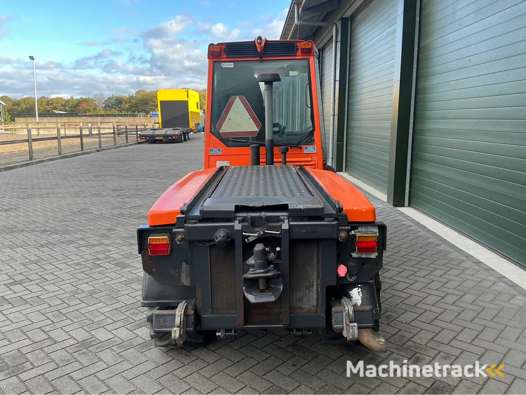 2001 Holder C9800H Tool Carrier