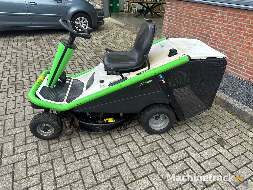 Etesia - Zitmaaier