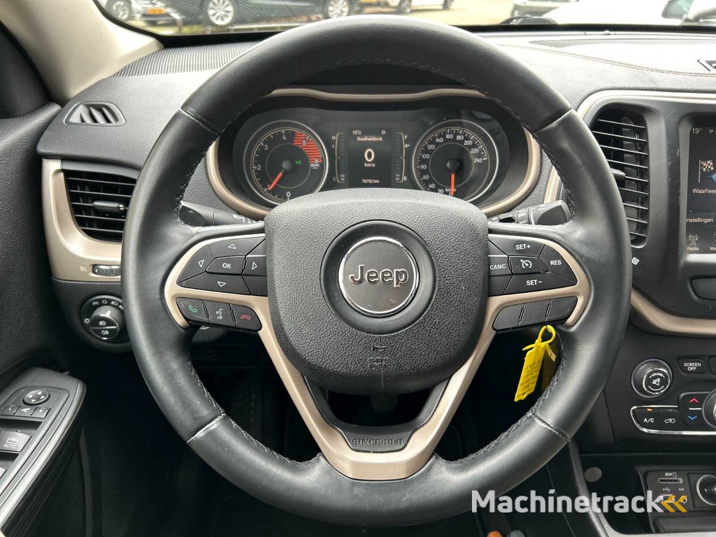 Jeep Cherokee 2.0 Longtitude; RD-144-V