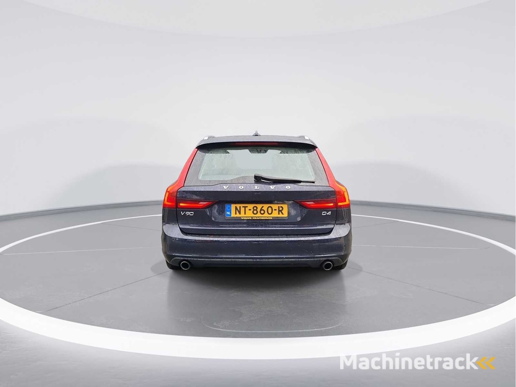 Volvo V90 2.0 D4 Momentum 2017 | NT-860-R