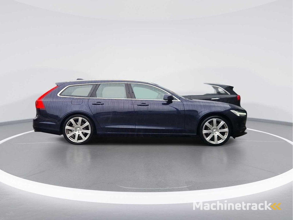 Volvo V90 2.0 D4 Momentum 2017 | NT-860-R